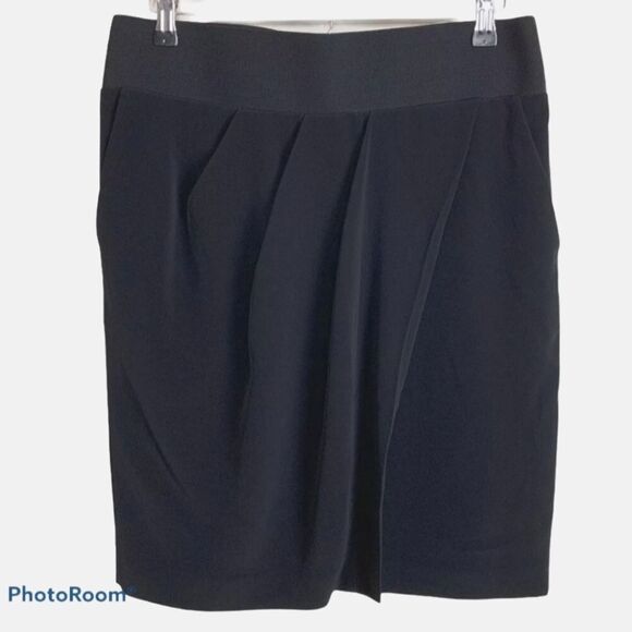 Worthington Black Tulip Size medium Pencil Skirt Stretch Band Waist zip back - Picture 1 of 16